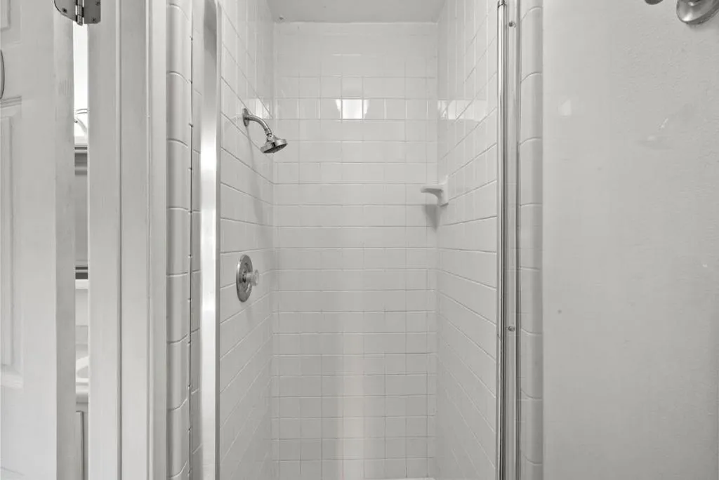 Los Gatos, California 95032, United States, 2 Bedrooms Bedrooms, ,3 BathroomsBathrooms,Residential,Active,20055