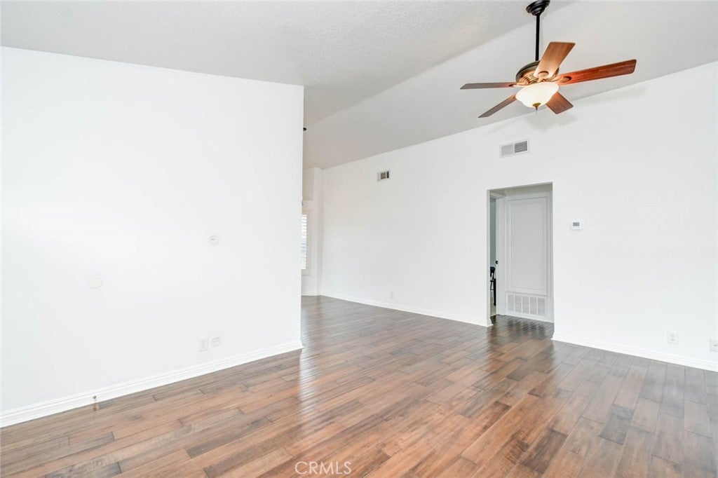 32 Remington, Irvine CA 92620 - Photo 31
