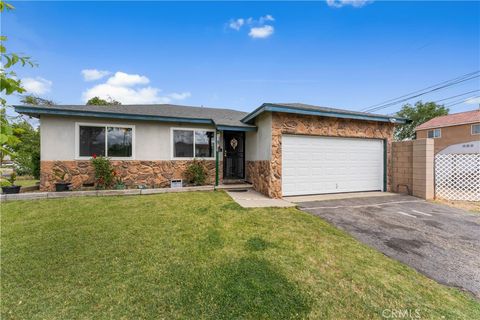 Photo of 45370 Elm Ave, Lancaster, CA 93534 (MLS # SR26080822)