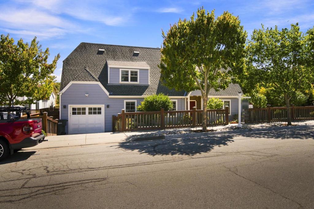 1035 Chadbourne Avenue