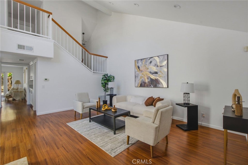 4981 Paseo Segovia