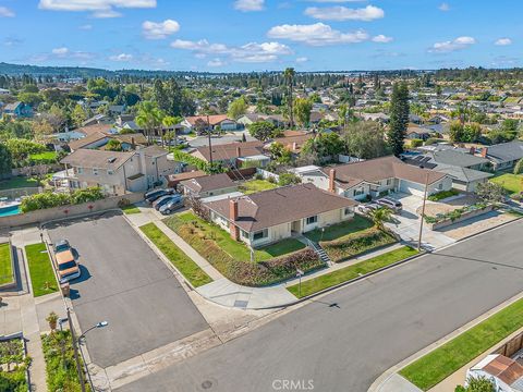 Photo of 17752 Ridgecrest Dr, Yorba Linda, CA 92886 (MLS # PW26027980)