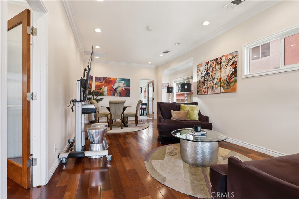 118 W 84th