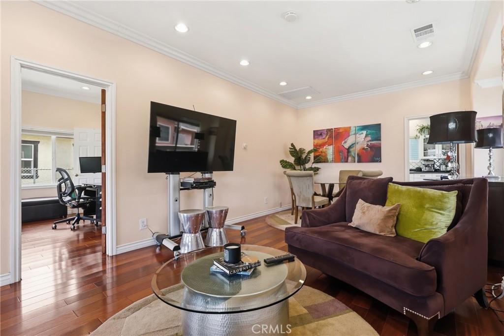 118 W 84th