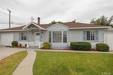 MLS: OC26088332