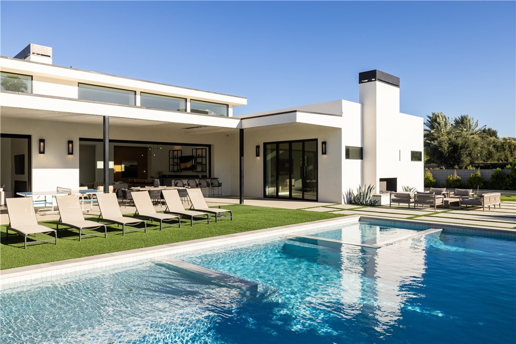 Tamarisk C.C. (32186) - Residential