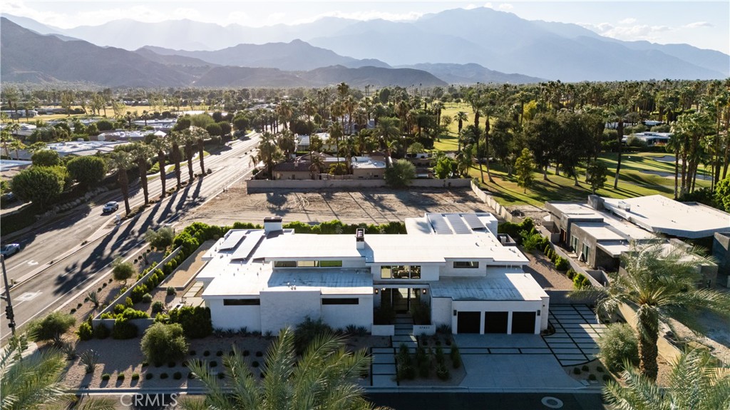 Tamarisk C.C. (32186) - Residential