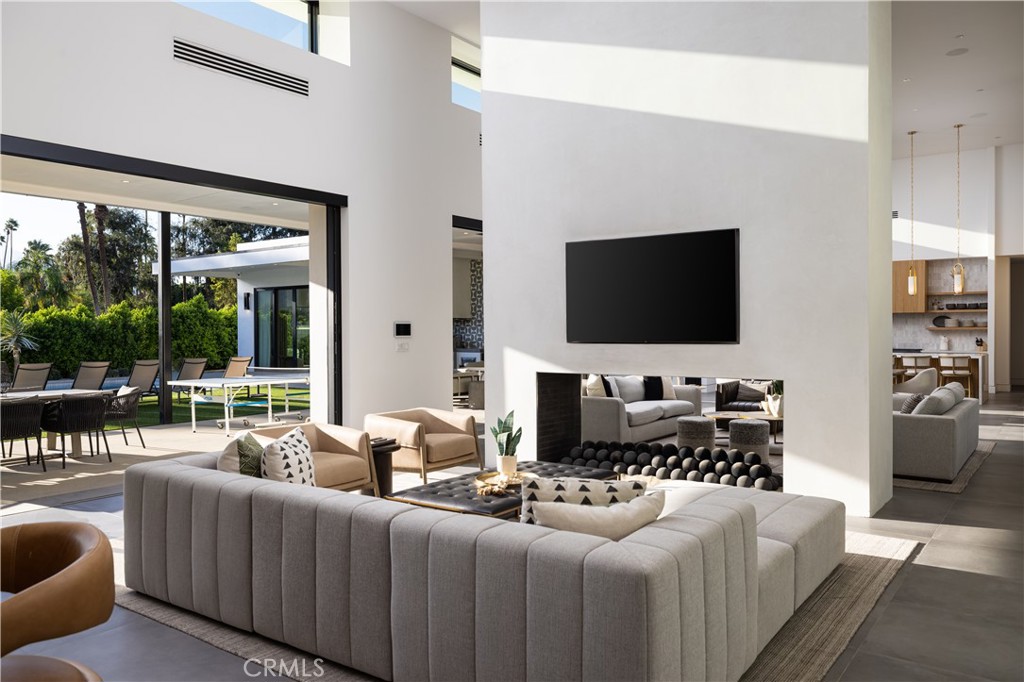 Tamarisk C.C. (32186) - Residential