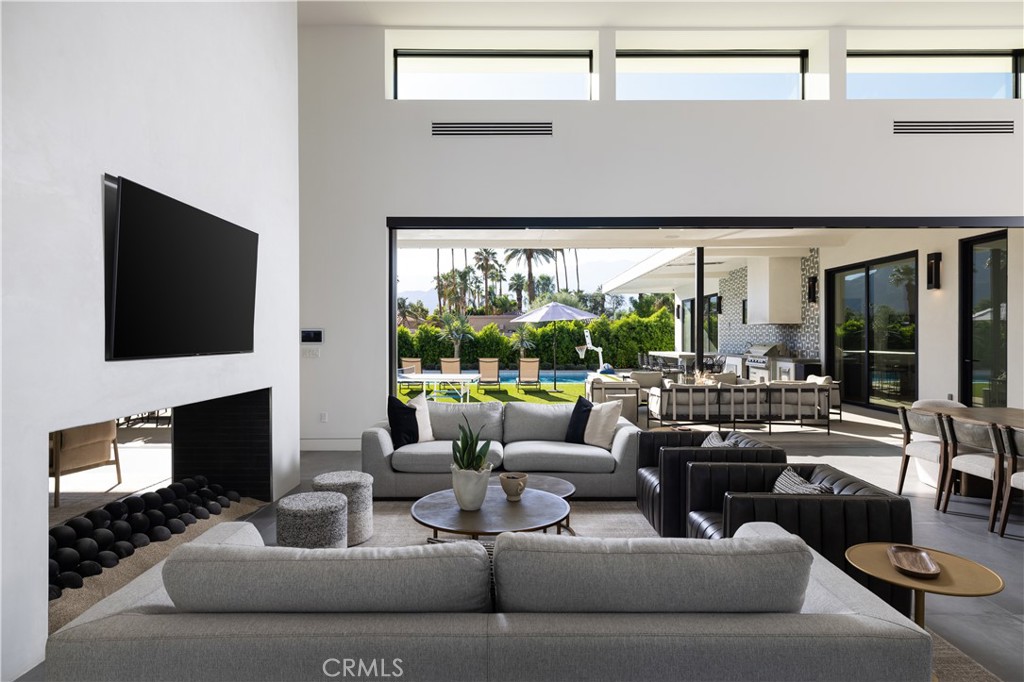 Tamarisk C.C. (32186) - Residential