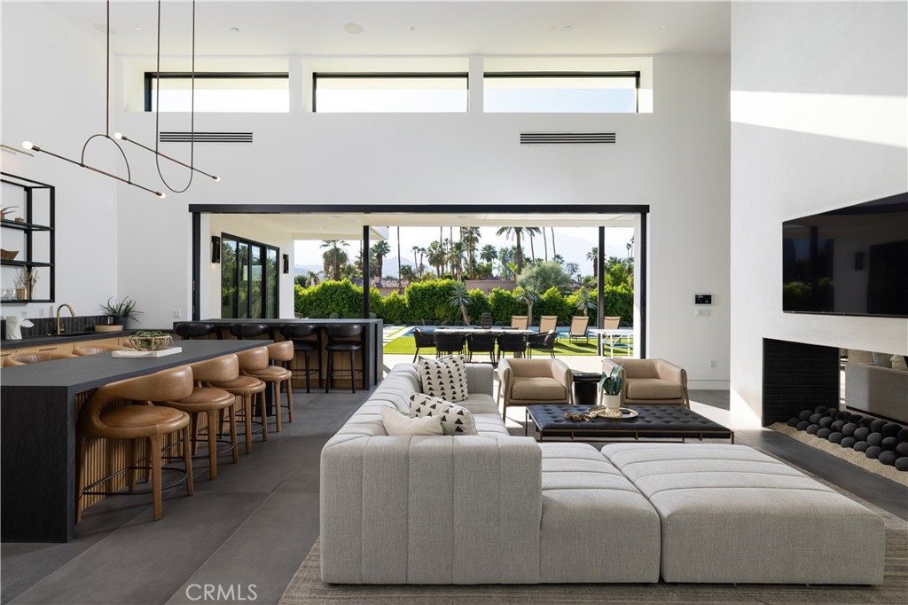 Tamarisk C.C. (32186) - Residential