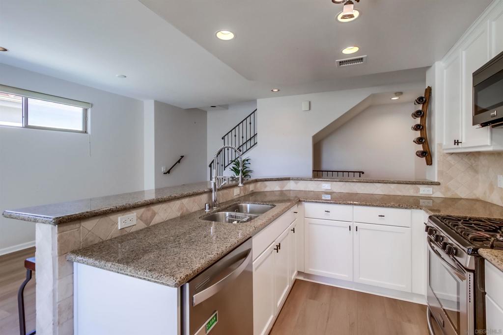 Pacific Beach - Residential