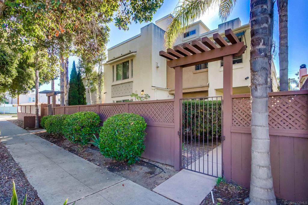 Pacific Beach - Residential