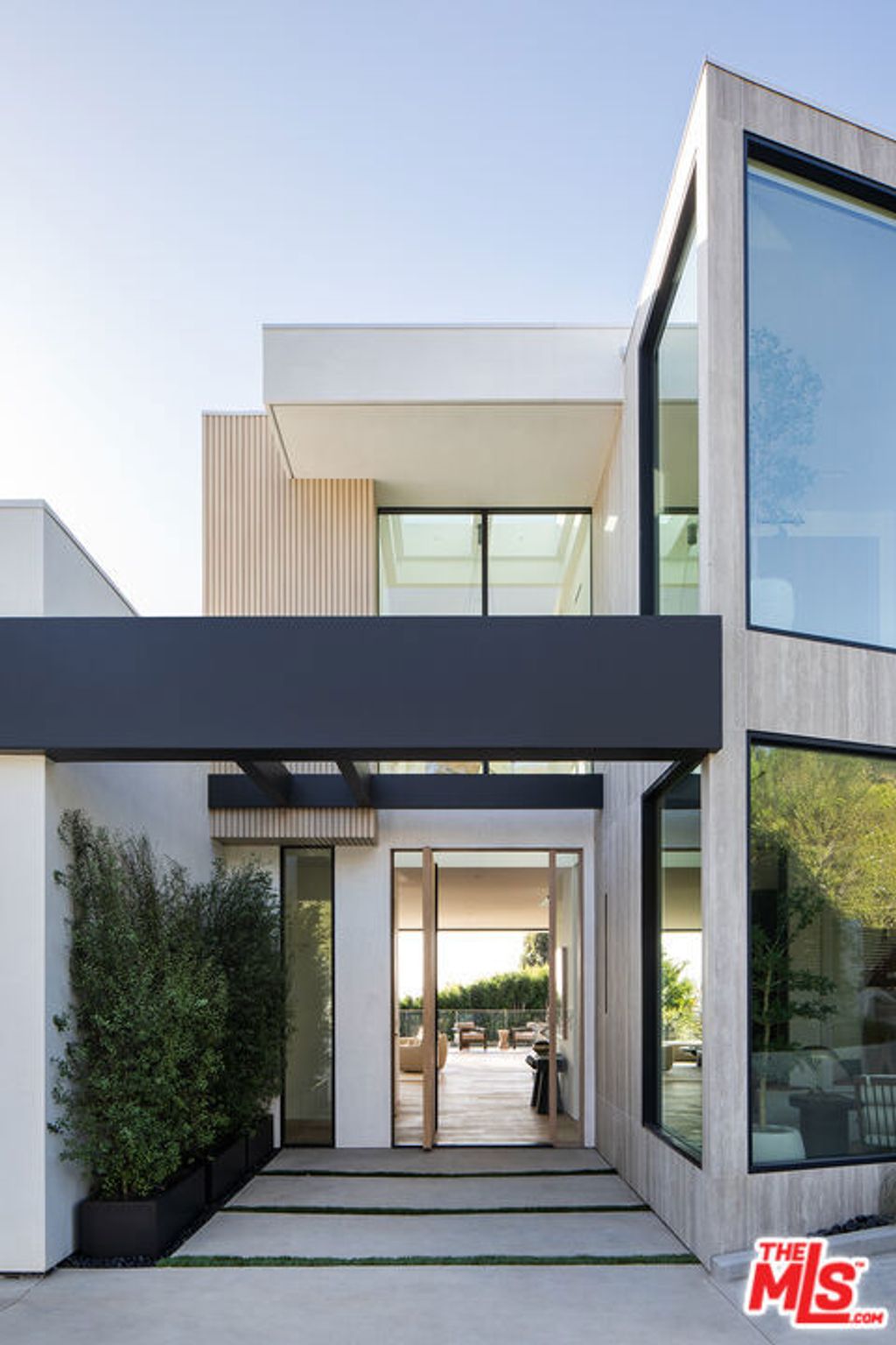 Photo of 1660 Casale Road, Pacific Palisades, CA 90272 (MLS # 26671725)