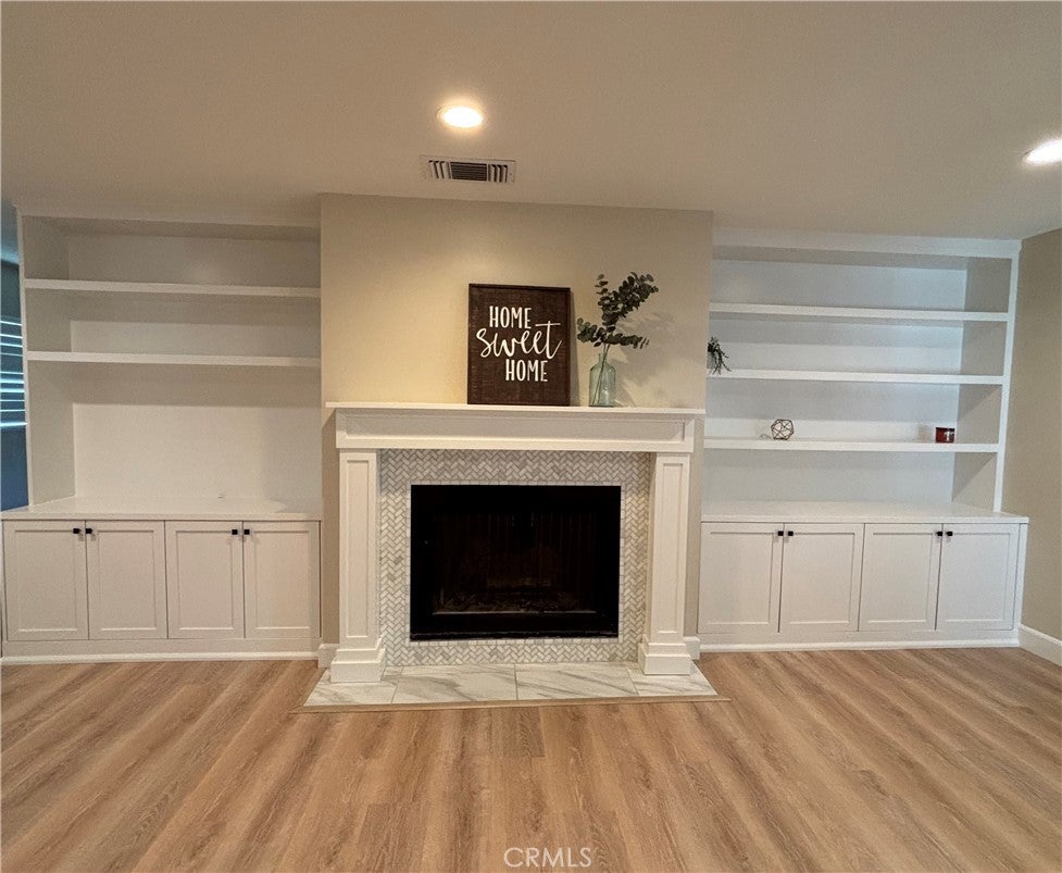 4411 Casa Loma