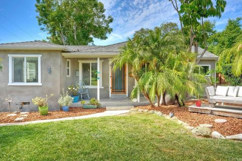 513 Smilax Vista CA 92081