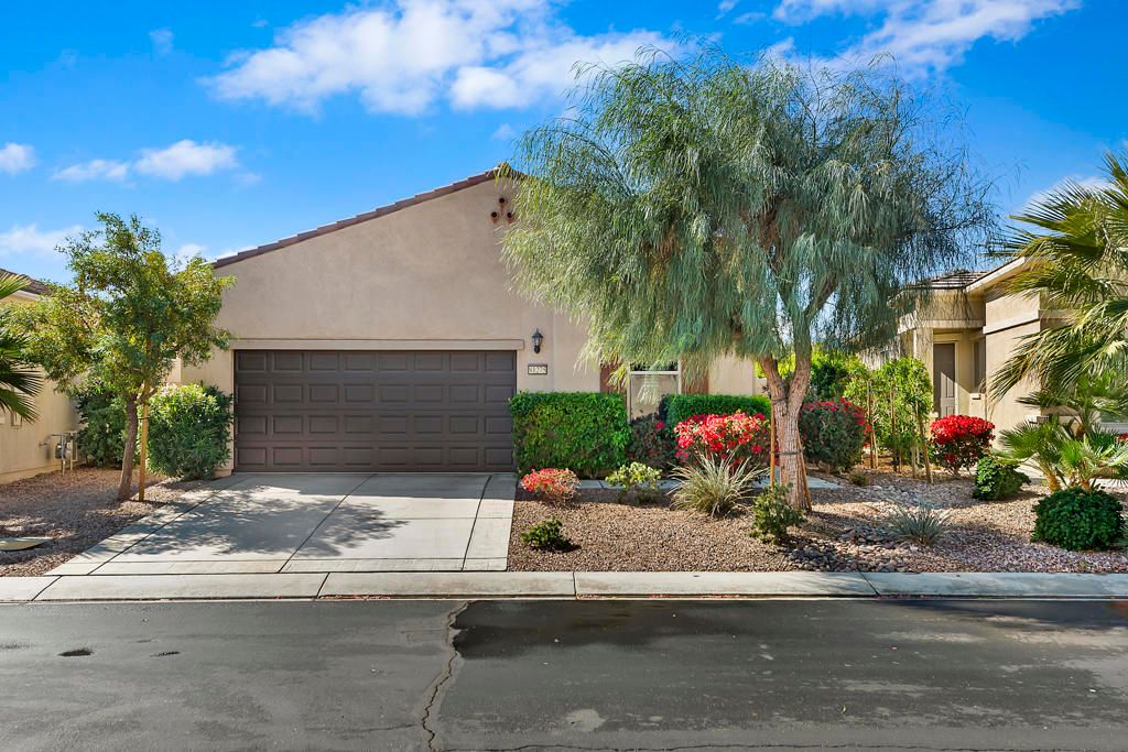 listing image 130723501412306877208