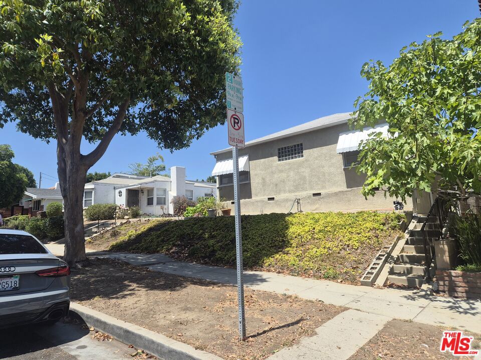 833 16th Street C