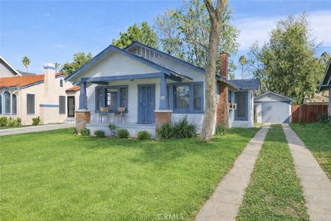 4045 elmwood court riverside ca 92506