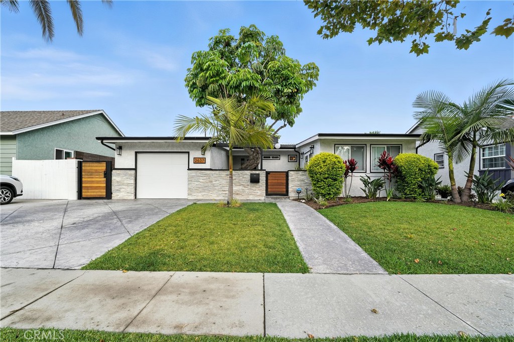 2637 Monogram Avenue