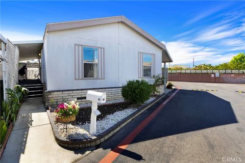 13061 Fairview 21 Garden Grove CA 92843