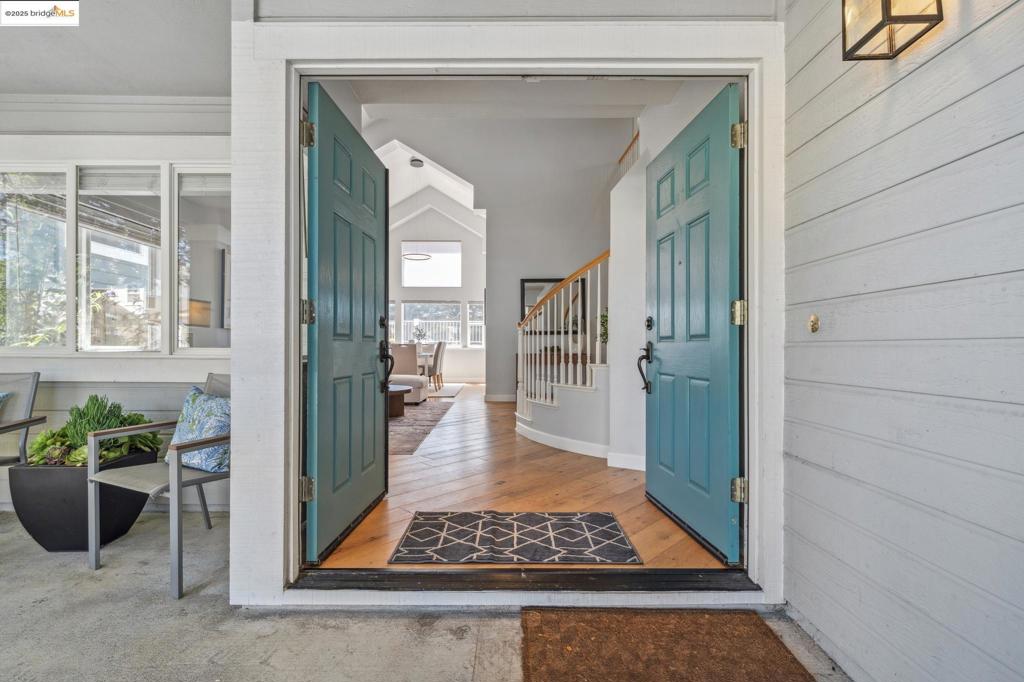 3 Harbor View Dr