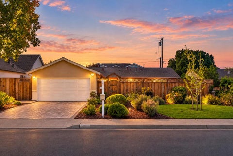 Photo of 160 Gilbert Avenue, Santa Clara, CA 95051 (MLS # ML82059542)
