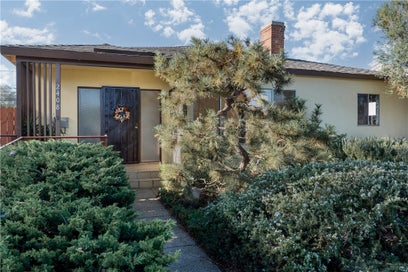 2408 W 157th Gardena CA 90249