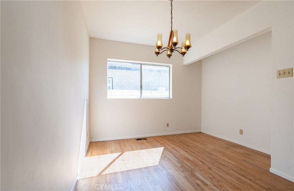 2408 W 157th