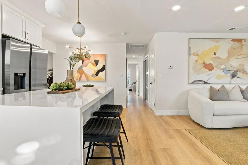 3288 Mount Wilson Drive