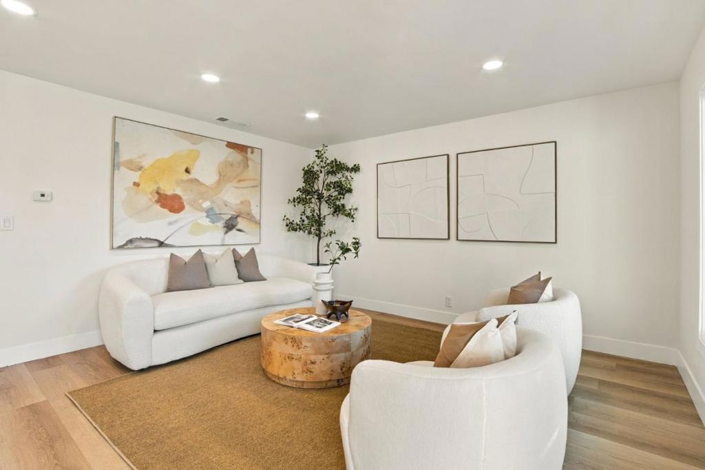 3288 Mount Wilson Drive