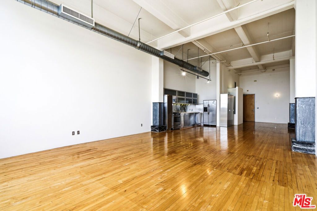 Photo of 1850 Industrial Street #605, Los Angeles, CA 90021 (MLS # 26664499)
