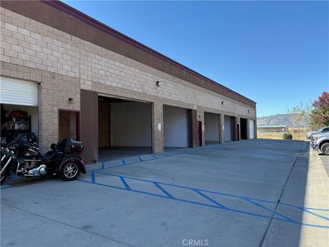 Photo of 151 N Mill St #F, Tehachapi, CA 93561 (MLS # SR25253261)