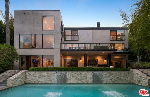 1552 Bel Air Road Los Angeles CA 90077