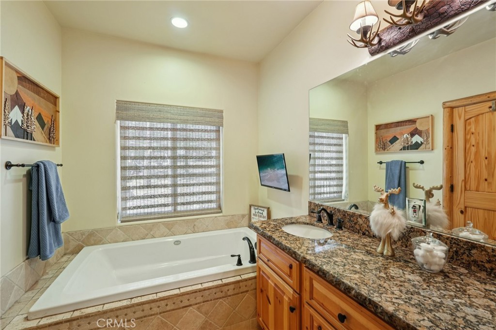 Big Bear City, California, 92314, United States, 4 Bedrooms Bedrooms, ,5 BathroomsBathrooms,Residential,Active,2025635