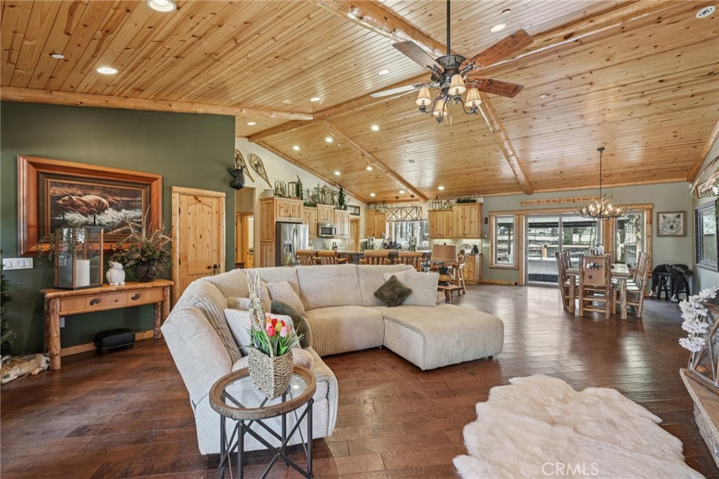 Big Bear City, California, 92314, United States, 4 Bedrooms Bedrooms, ,5 BathroomsBathrooms,Residential,Active,2025635