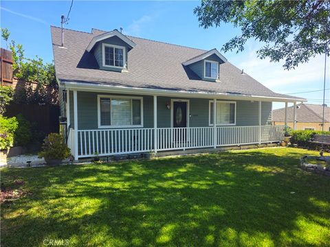 Photo of 4846 Glenwood Ave, La Crescenta, CA 91214 (MLS # PF26074894)