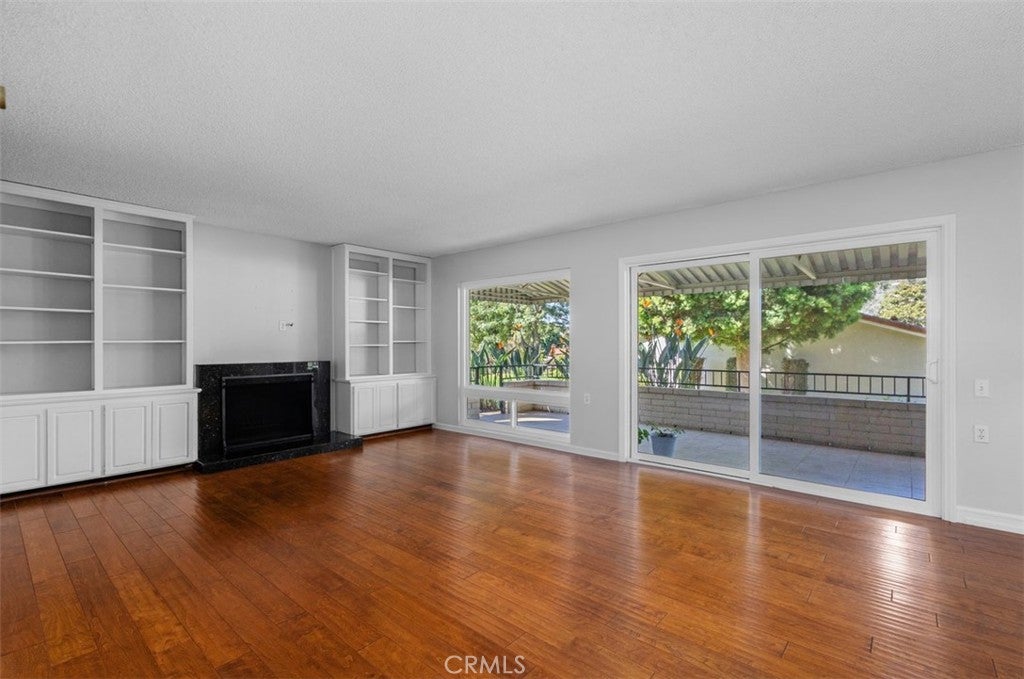 3438 Bahia Blanca W
