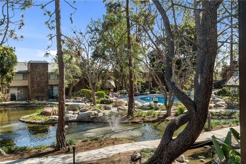 12750 Centralia 76 Lakewood CA 90715