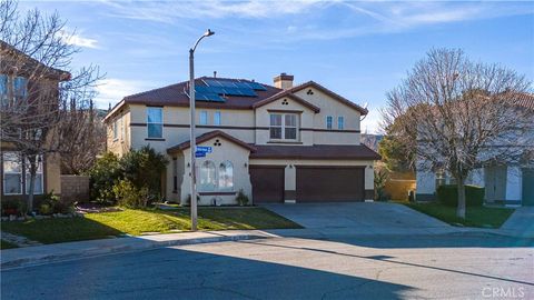 Photo of 3802 Vitrina Ln, Palmdale, CA 93551 (MLS # GD26010087)