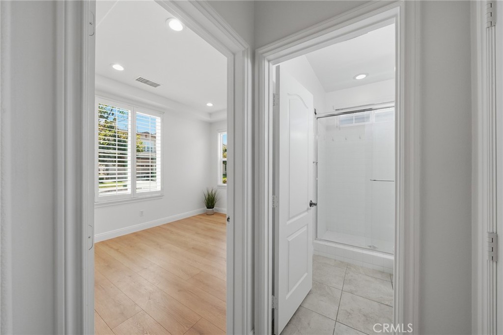 1251 W Marigold Avenue