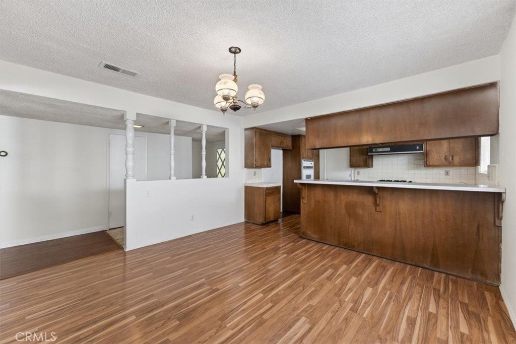 4529 Bartlett