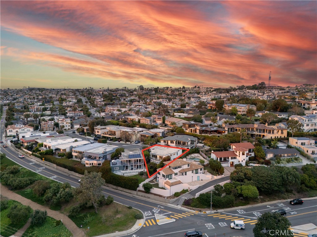 2900 Hermosa View Drive