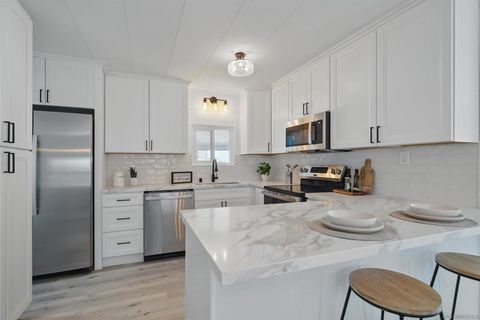 8975 Lawrence Welk Dr SPC 39 Escondido CA 92026
