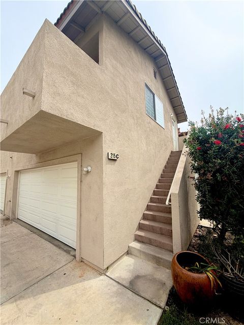 Photo of 215 N Spruce Avenue, Rialto, CA 92637 (MLS # CV26068922)