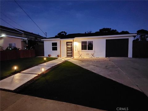 Photo of 22832 Menlo Ave, Torrance, CA 90502 (MLS # SB26051584)