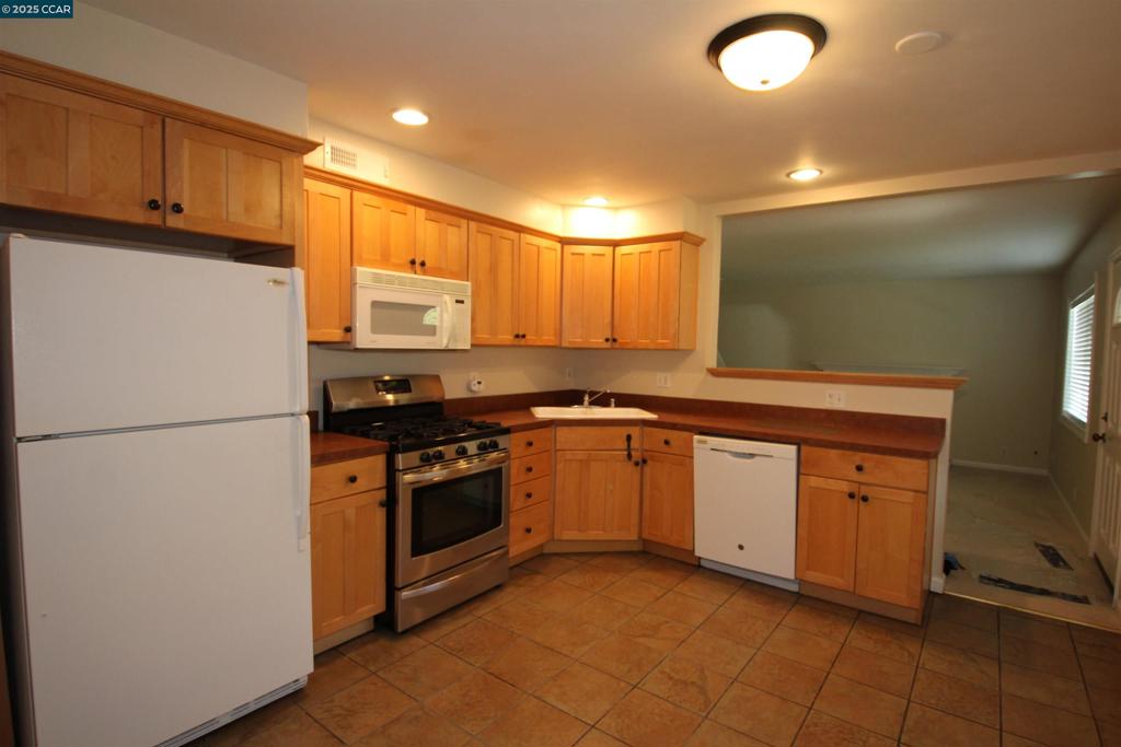 CANTERBURY VILG - Residential