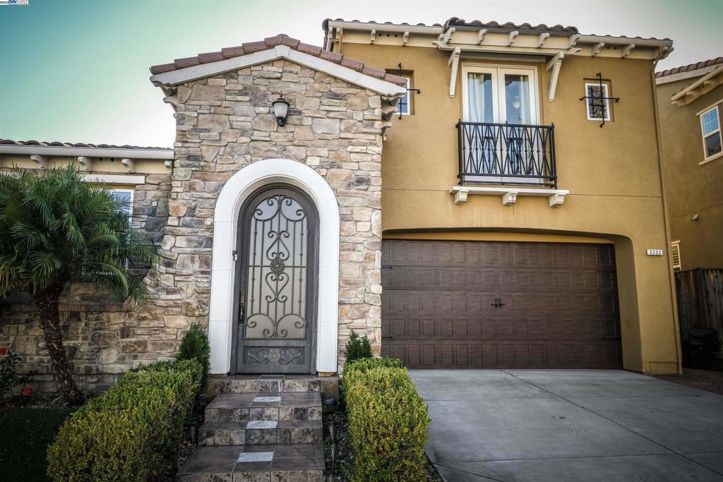 GALE RANCH - Residential