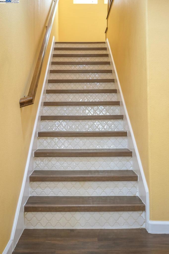 GALE RANCH - Residential