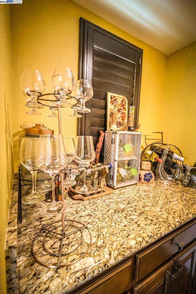 GALE RANCH - Residential