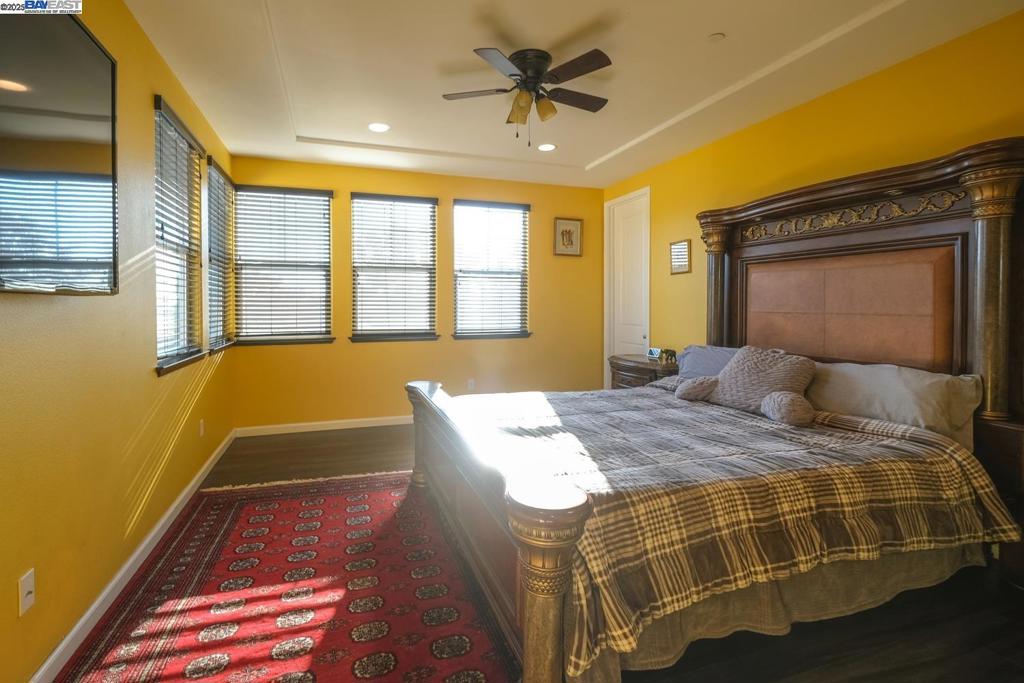 GALE RANCH - Residential